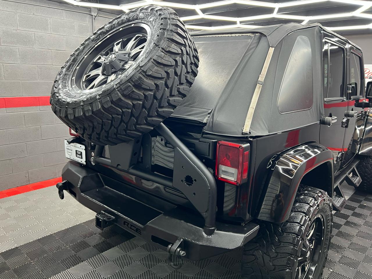 Jeep Wrangler Unlimited Sahara 4WD 2015