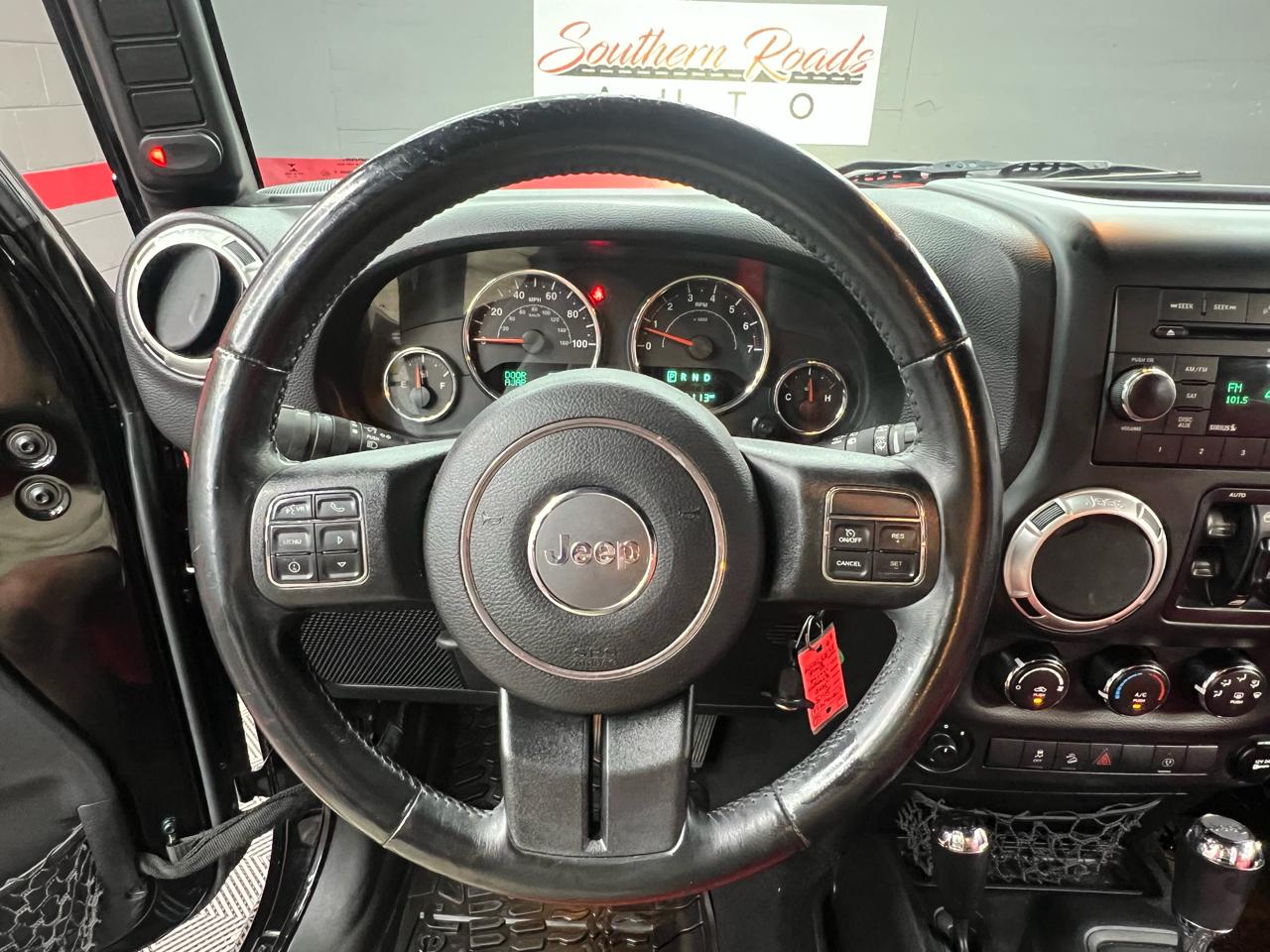 Jeep Wrangler Unlimited Sahara 4WD 2015
