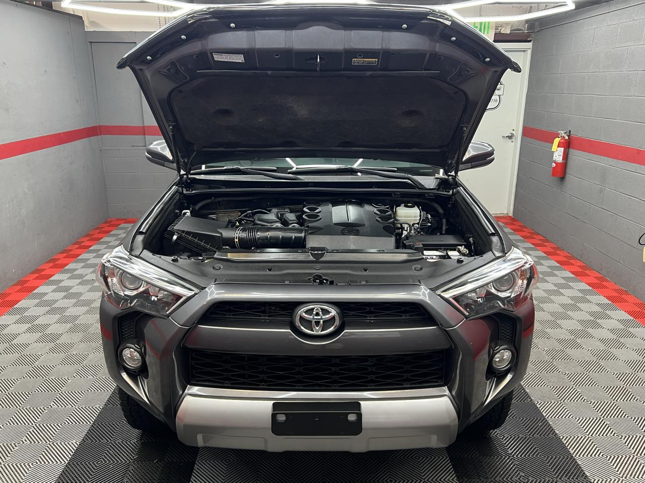 Toyota 4Runner TRD Offroad Premium 4D SUV 4WD V6 2019