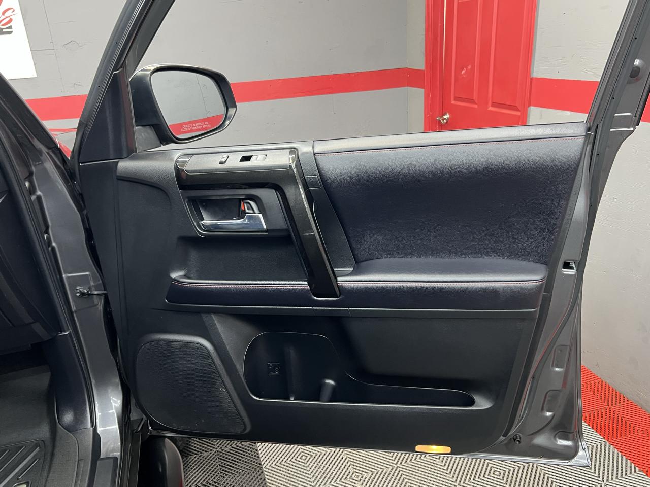 Toyota 4Runner TRD Offroad Premium 4D SUV 4WD V6 2019