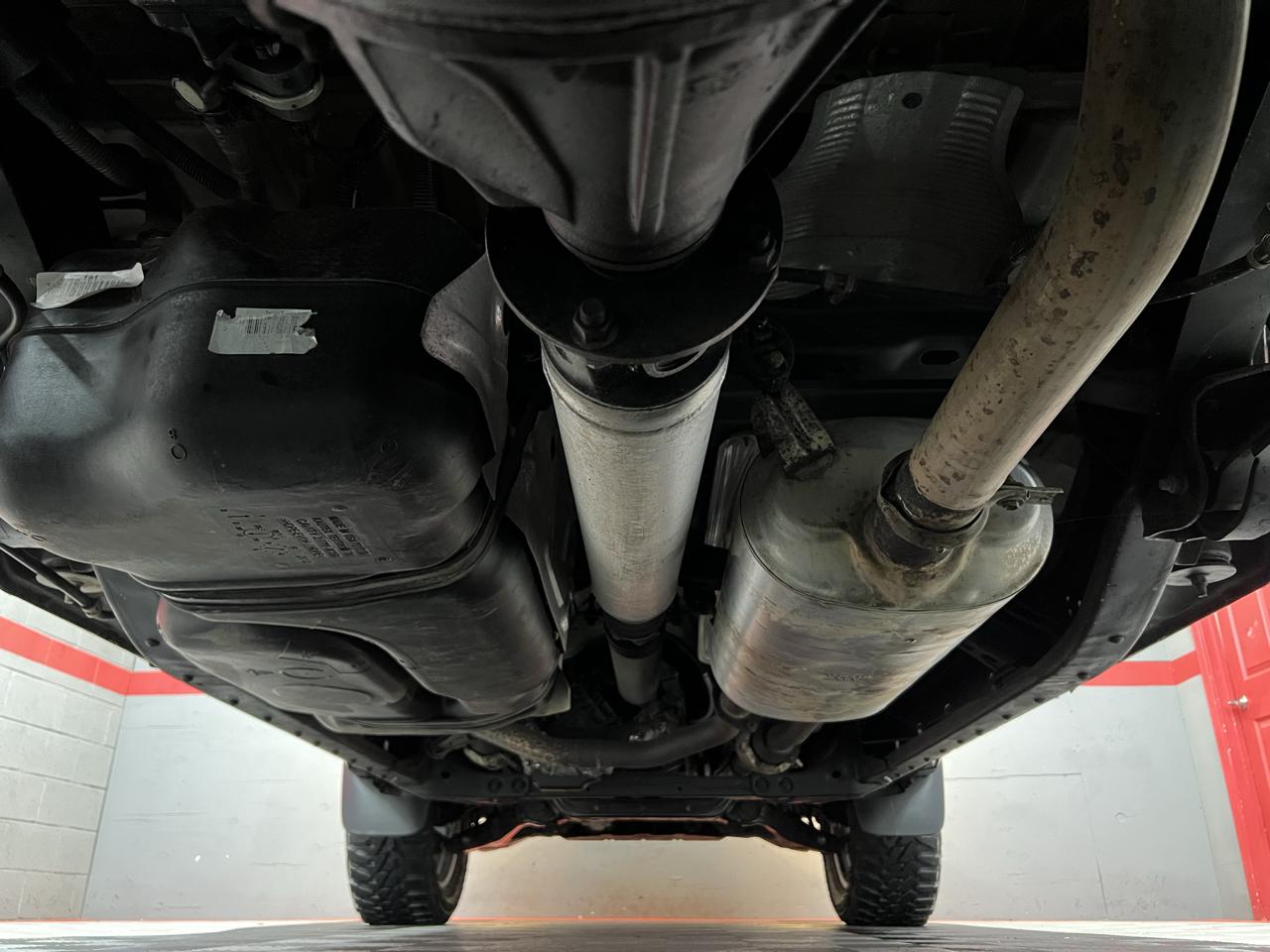 Toyota Tundra Tundra-Grade Double Cab 4.6L 4WD 2012