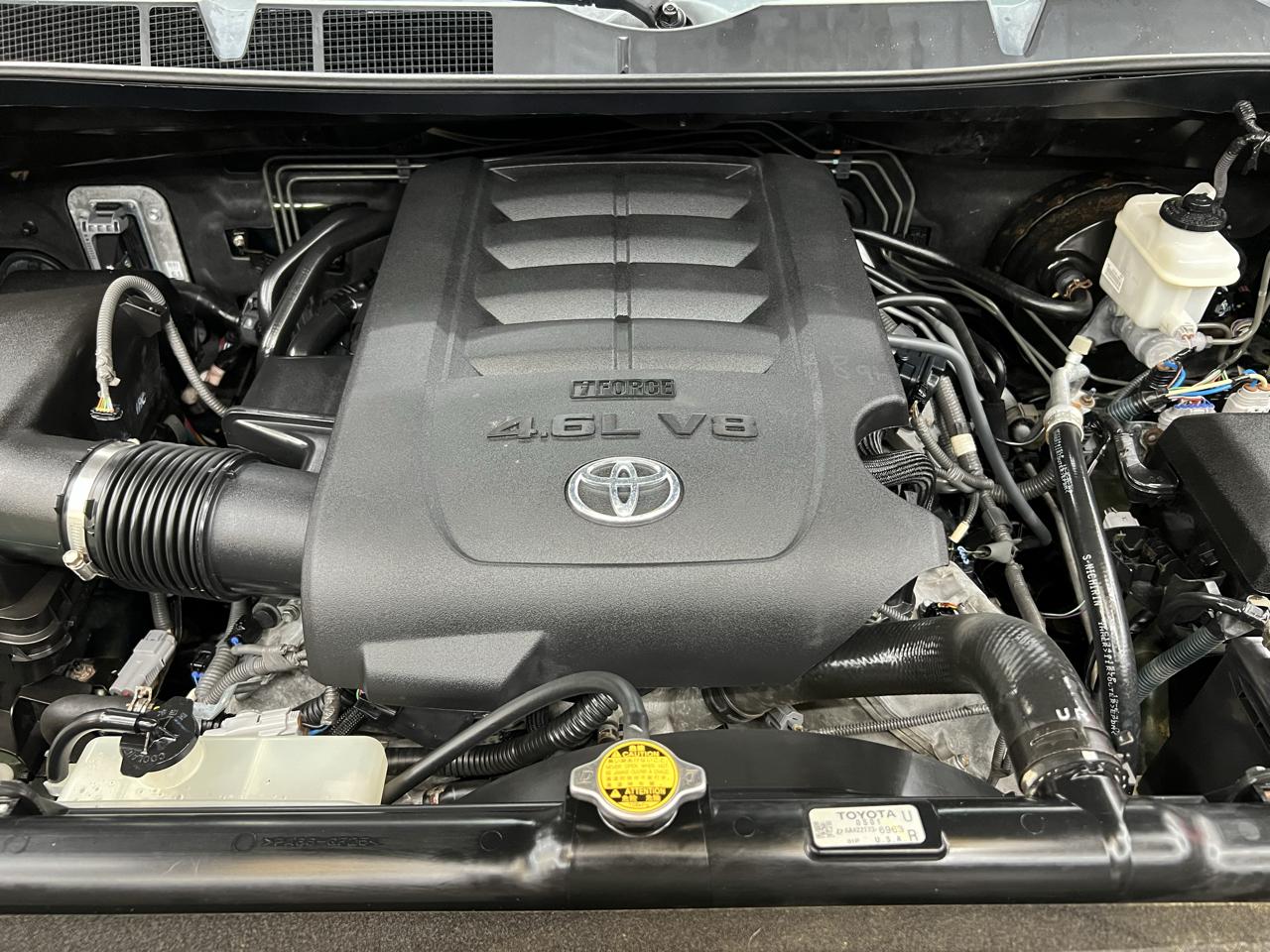 Toyota Tundra Tundra-Grade Double Cab 4.6L 4WD 2012