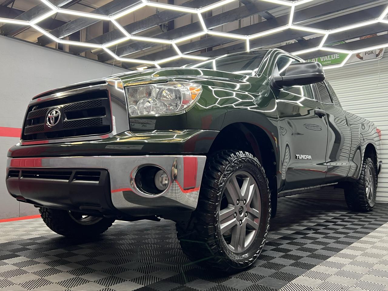 Toyota Tundra Tundra-Grade Double Cab 4.6L 4WD 2012