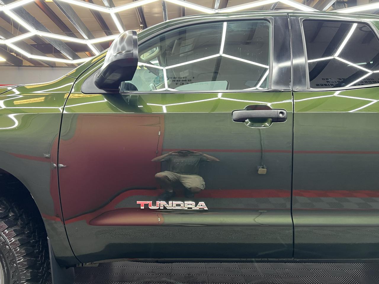 Toyota Tundra Tundra-Grade Double Cab 4.6L 4WD 2012