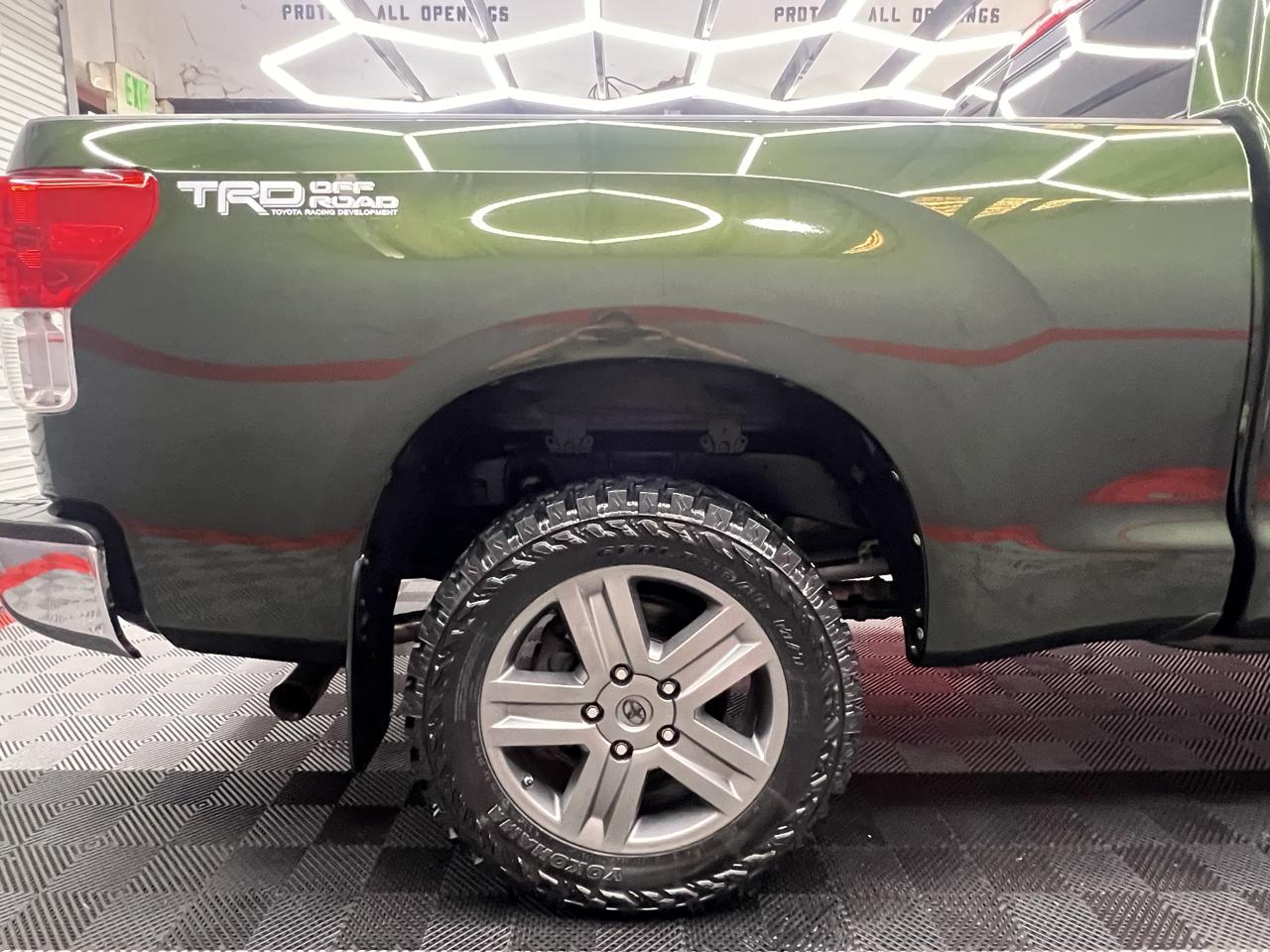 Toyota Tundra Tundra-Grade Double Cab 4.6L 4WD 2012