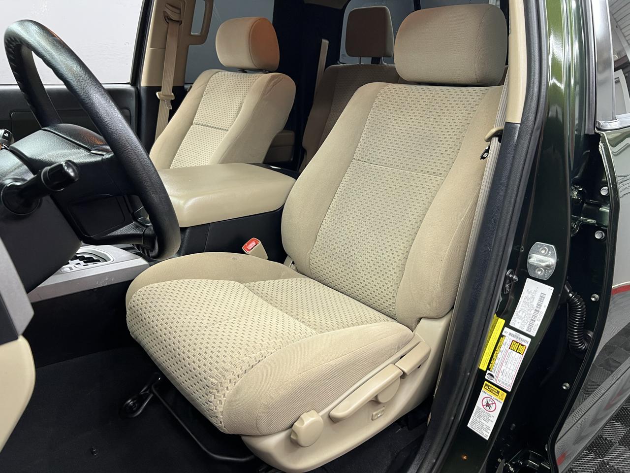 Toyota Tundra Tundra-Grade Double Cab 4.6L 4WD 2012