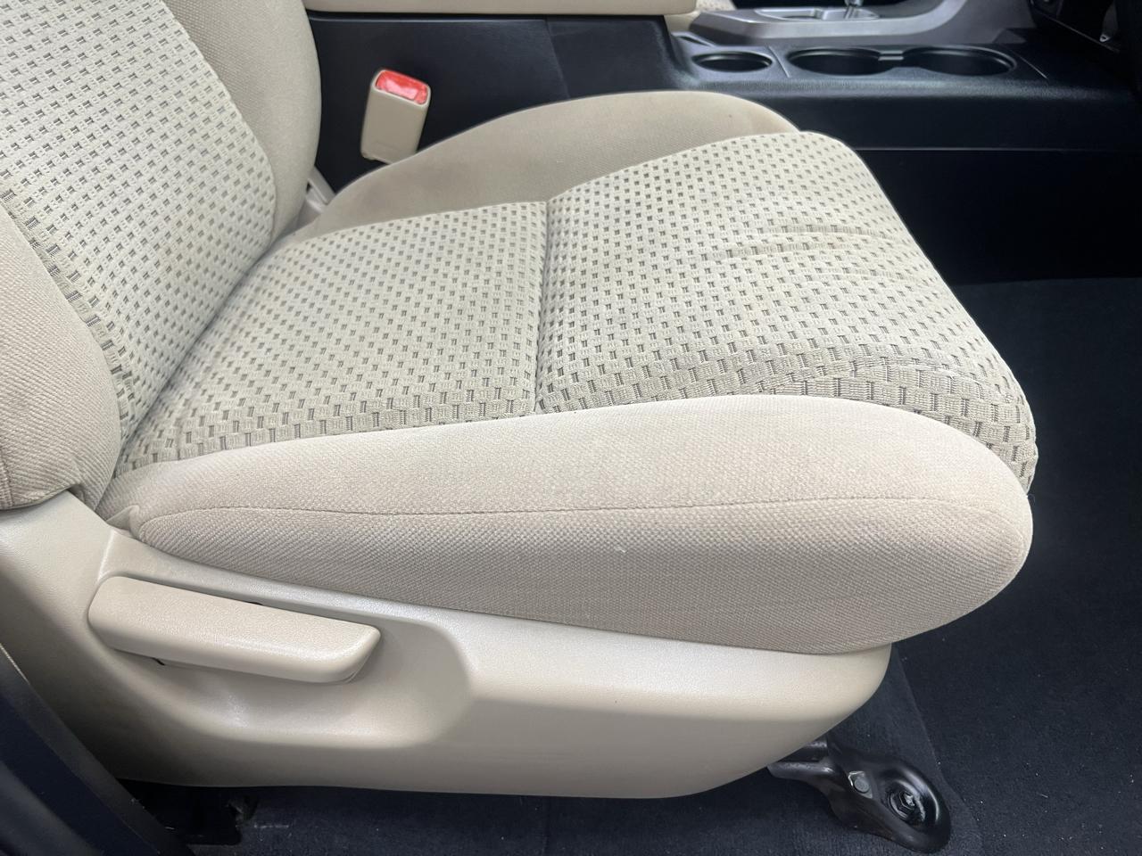Toyota Tundra Tundra-Grade Double Cab 4.6L 4WD 2012