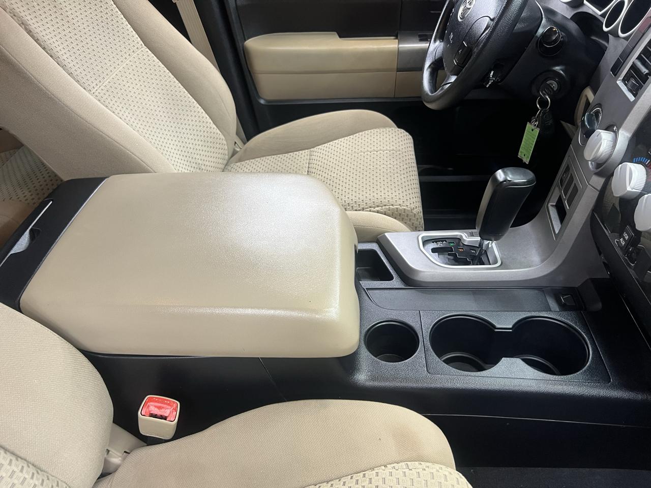 Toyota Tundra Tundra-Grade Double Cab 4.6L 4WD 2012