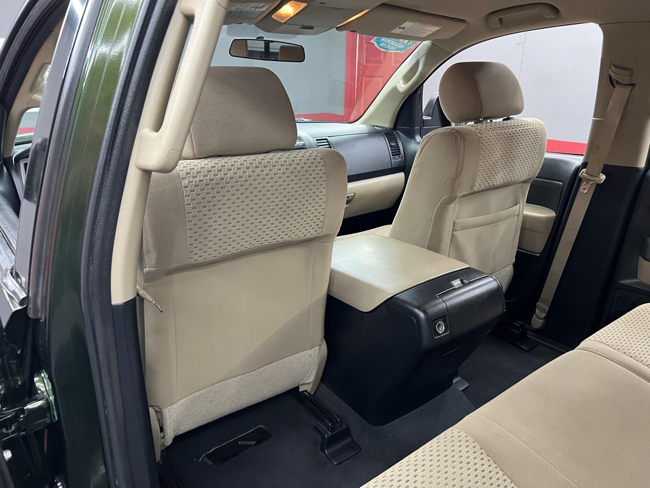 Toyota Tundra Tundra-Grade Double Cab 4.6L 4WD 2012