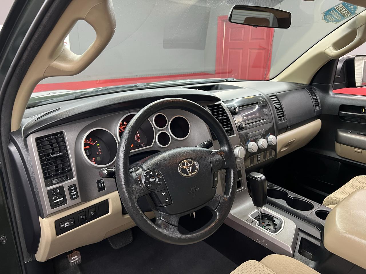 Toyota Tundra Tundra-Grade Double Cab 4.6L 4WD 2012