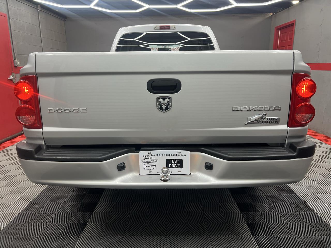 Dodge Dakota  2011