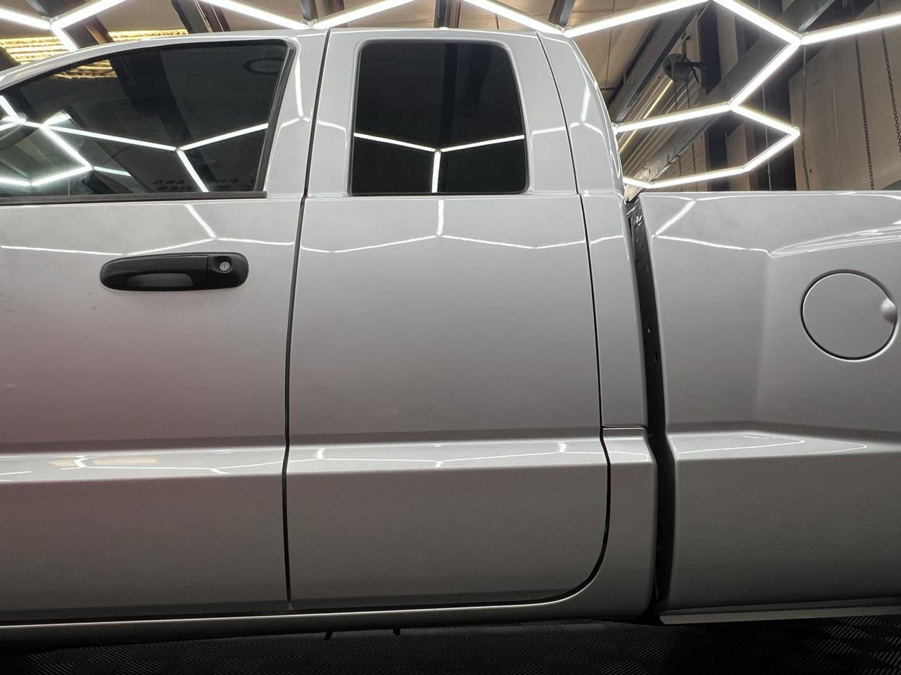 Dodge Dakota  2011