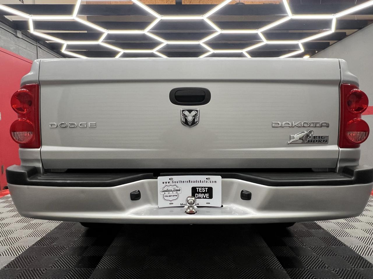Dodge Dakota  2011