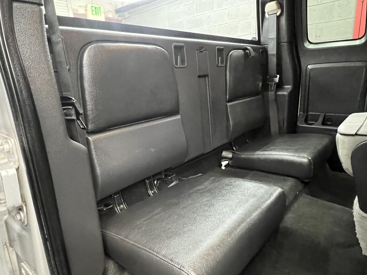 Dodge Dakota  2011