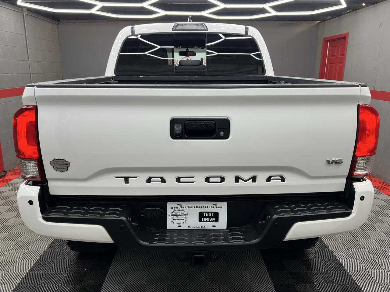Toyota Tacoma  2017