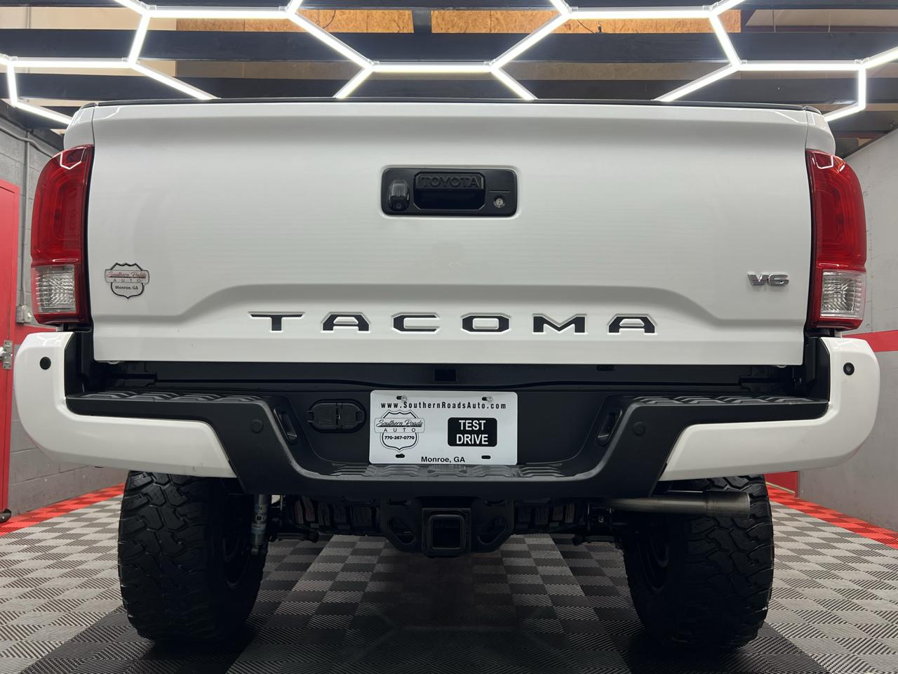 Toyota Tacoma  2017