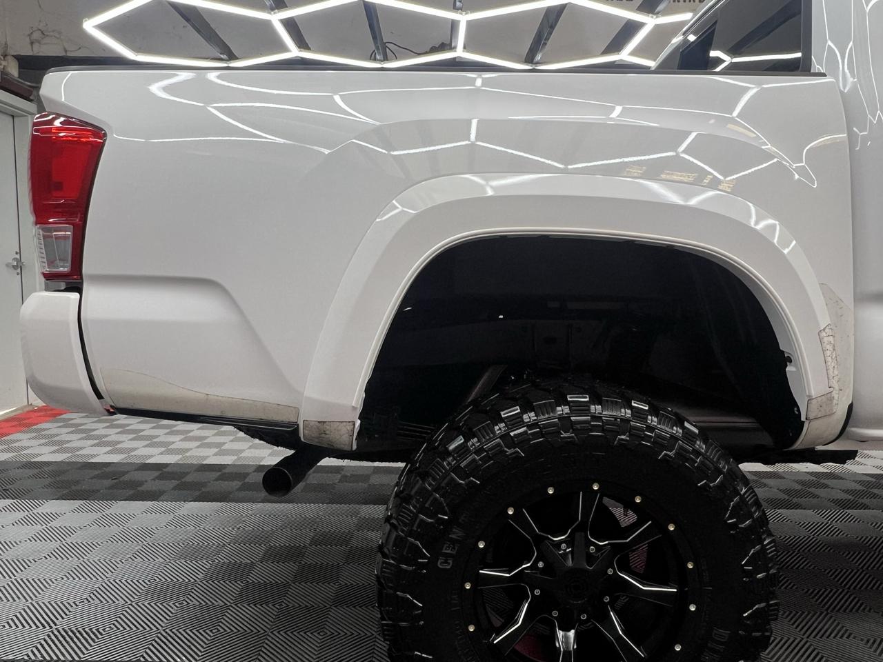 Toyota Tacoma  2017