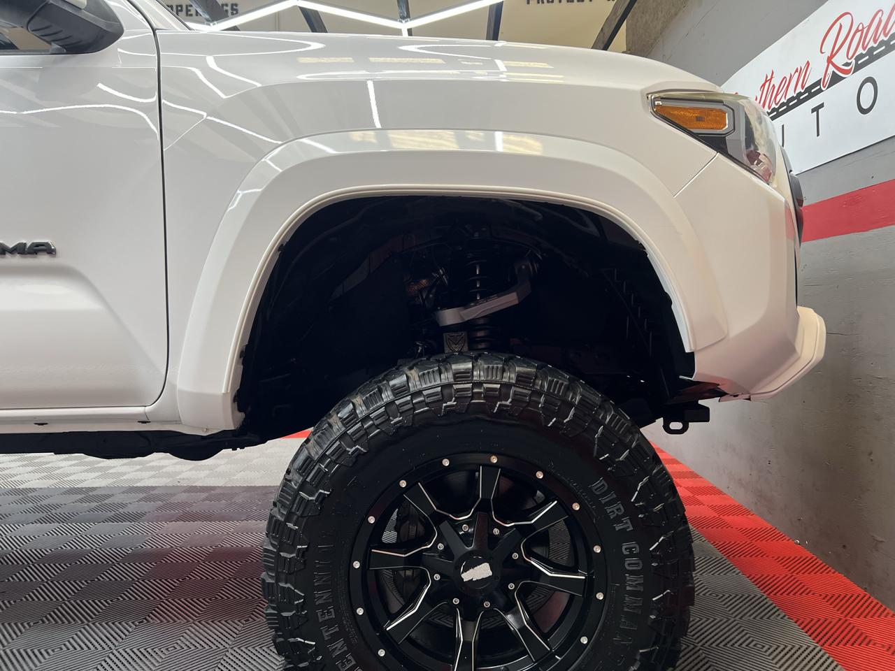 Toyota Tacoma  2017
