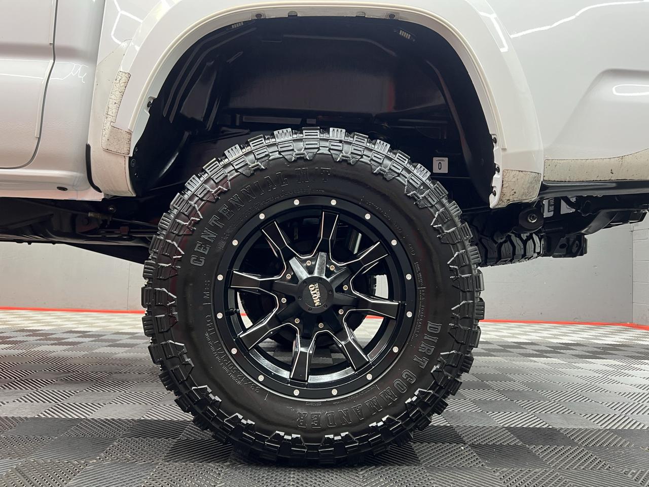 Toyota Tacoma  2017