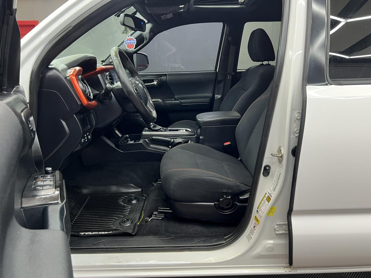 Toyota Tacoma  2017