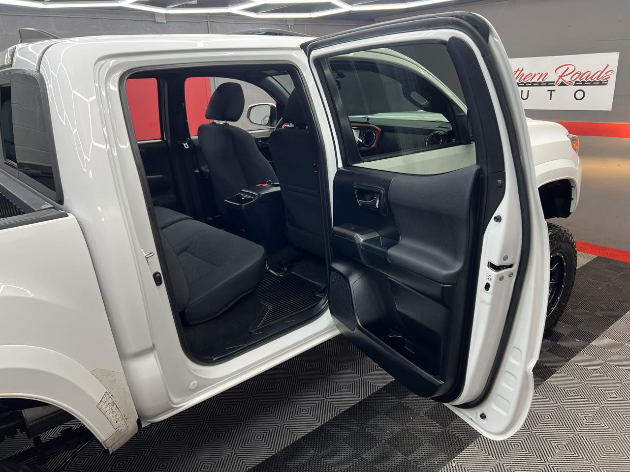 Toyota Tacoma  2017