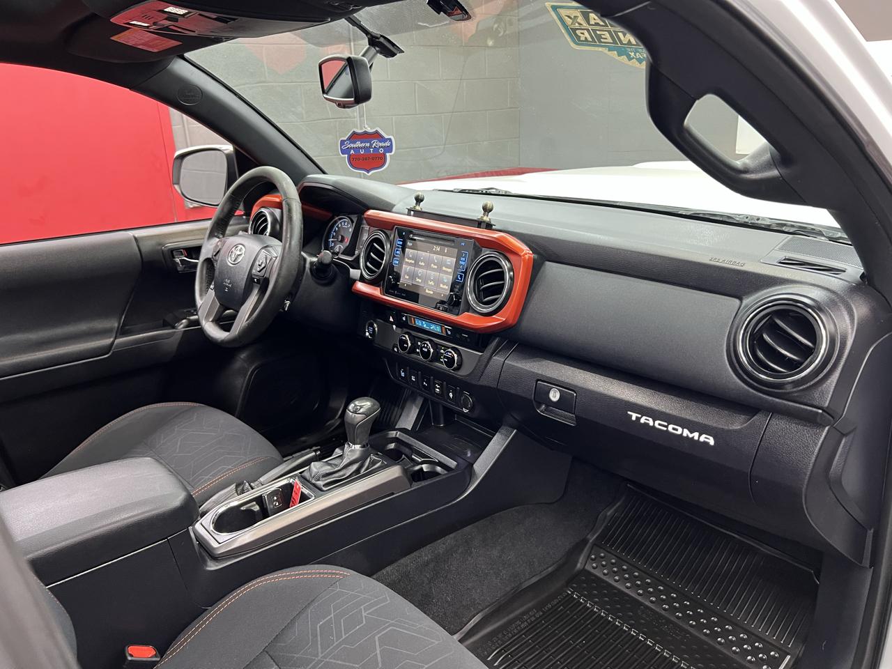 Toyota Tacoma  2017