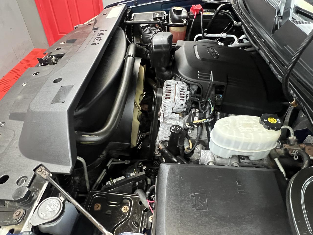 GMC Sierra 2500HD SLE Crew Cab 4WD 2011