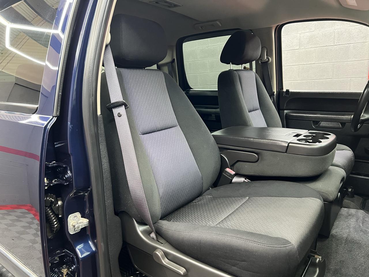 GMC Sierra 2500HD SLE Crew Cab 4WD 2011