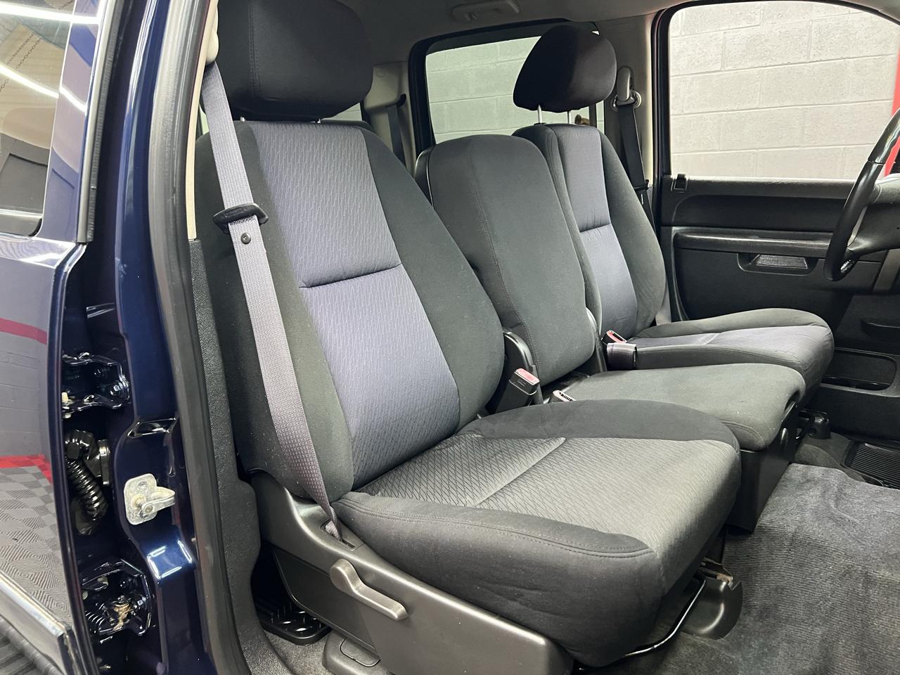 GMC Sierra 2500HD SLE Crew Cab 4WD 2011