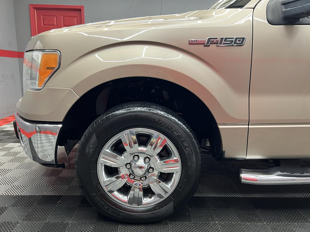 Ford F-150 XLT SuperCrew 5.5-ft. Bed 2WD 2012