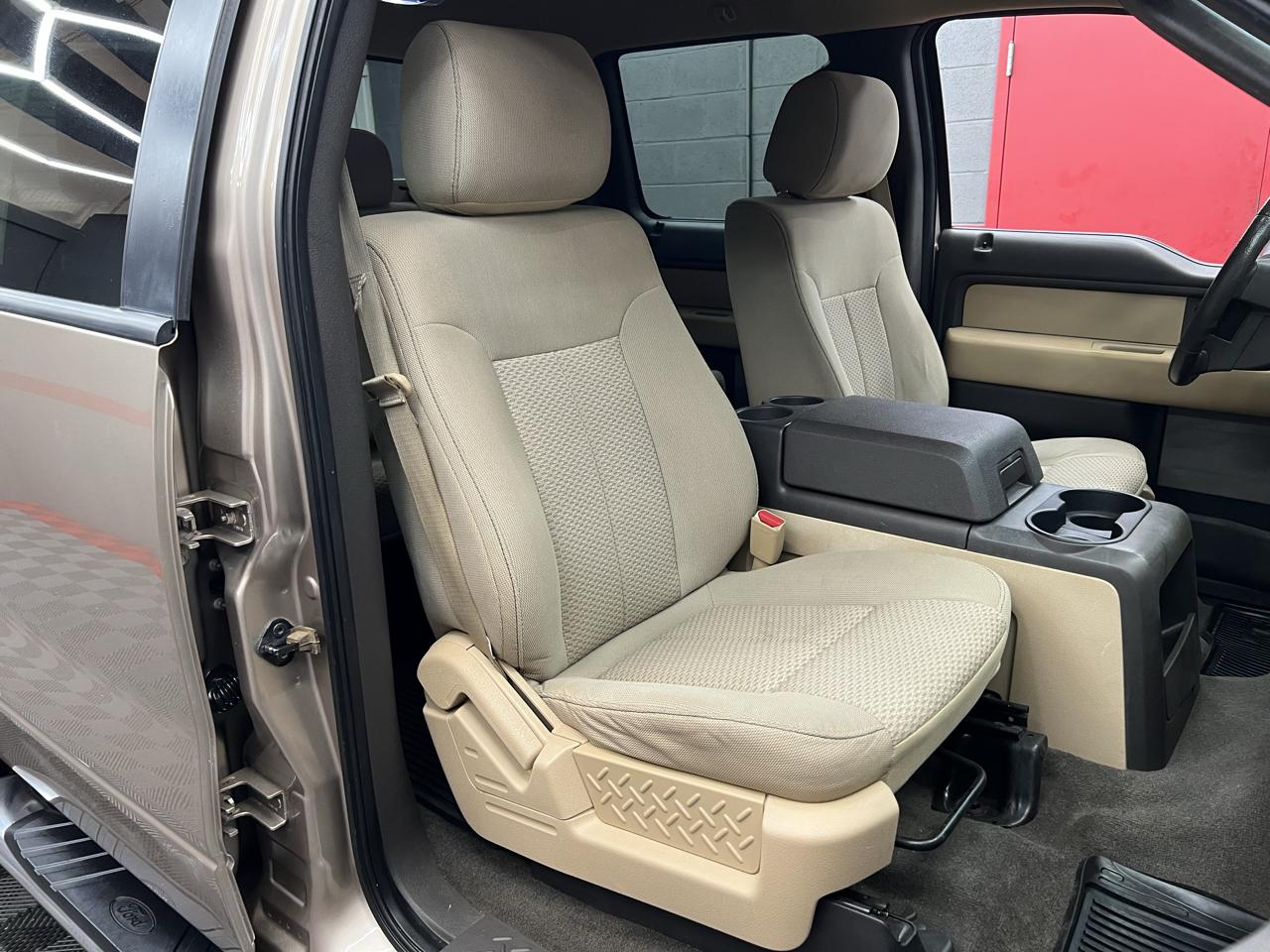 Ford F-150 XLT SuperCrew 5.5-ft. Bed 2WD 2012