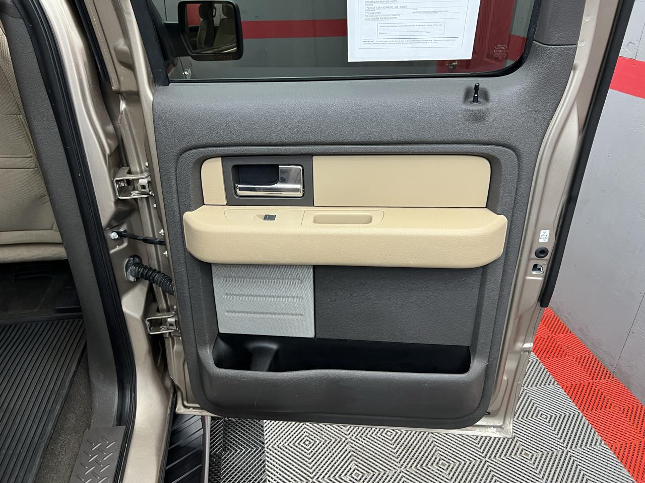 Ford F-150 XLT SuperCrew 5.5-ft. Bed 2WD 2012