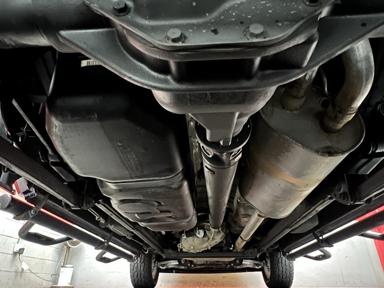RAM 1500 4WD Quad Cab 140.5" Big Horn 2015