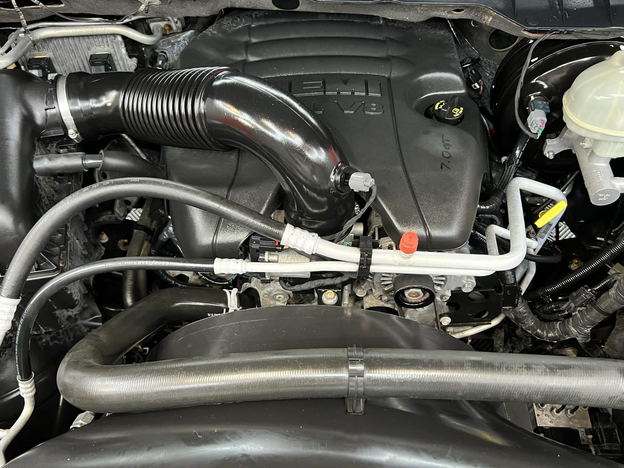 RAM 1500 4WD Quad Cab 140.5" Big Horn 2015