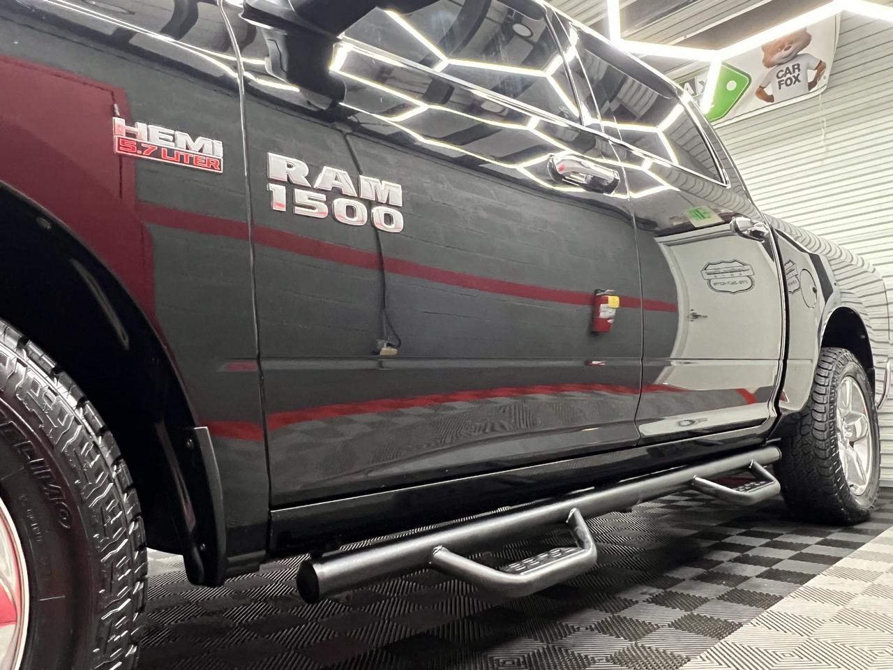 RAM 1500 4WD Quad Cab 140.5" Big Horn 2015