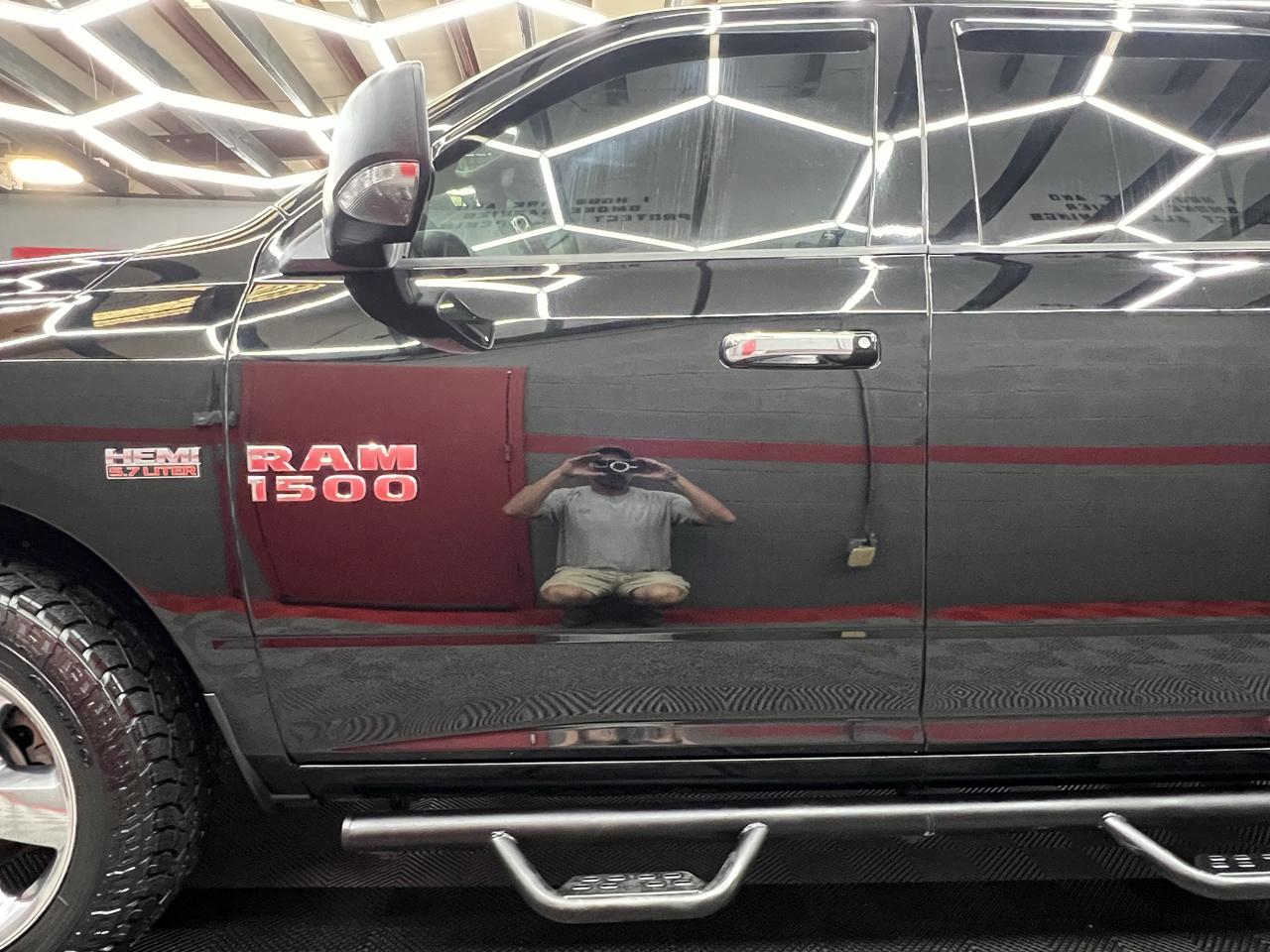 RAM 1500 4WD Quad Cab 140.5" Big Horn 2015