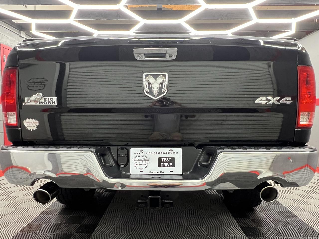 RAM 1500 4WD Quad Cab 140.5" Big Horn 2015