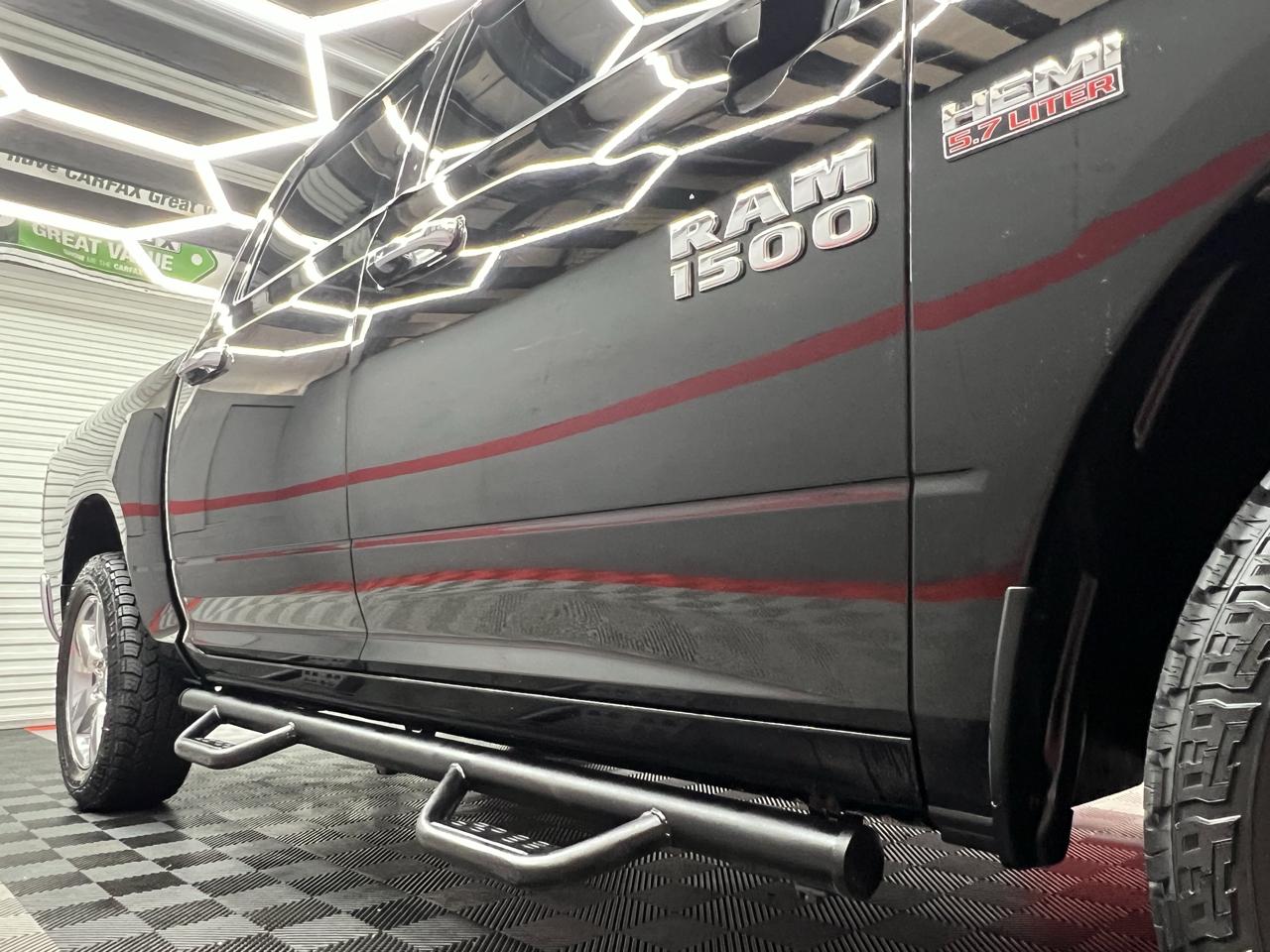 RAM 1500 4WD Quad Cab 140.5" Big Horn 2015
