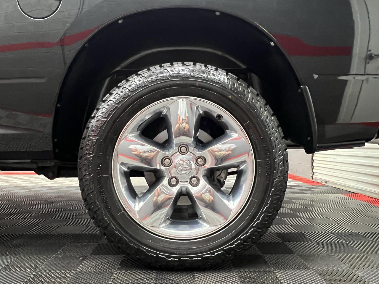 RAM 1500 4WD Quad Cab 140.5" Big Horn 2015