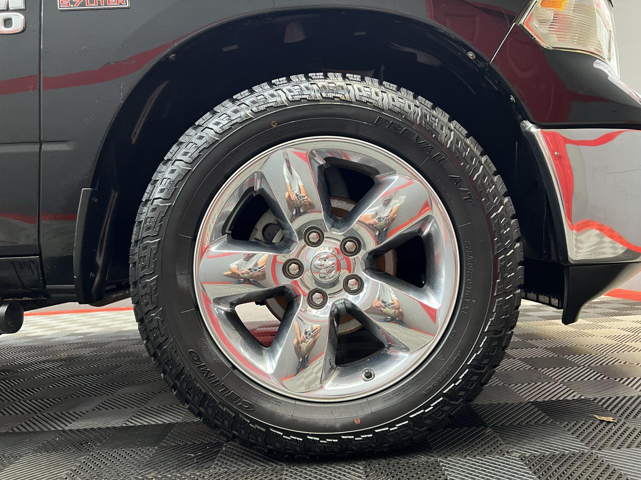 RAM 1500 4WD Quad Cab 140.5" Big Horn 2015