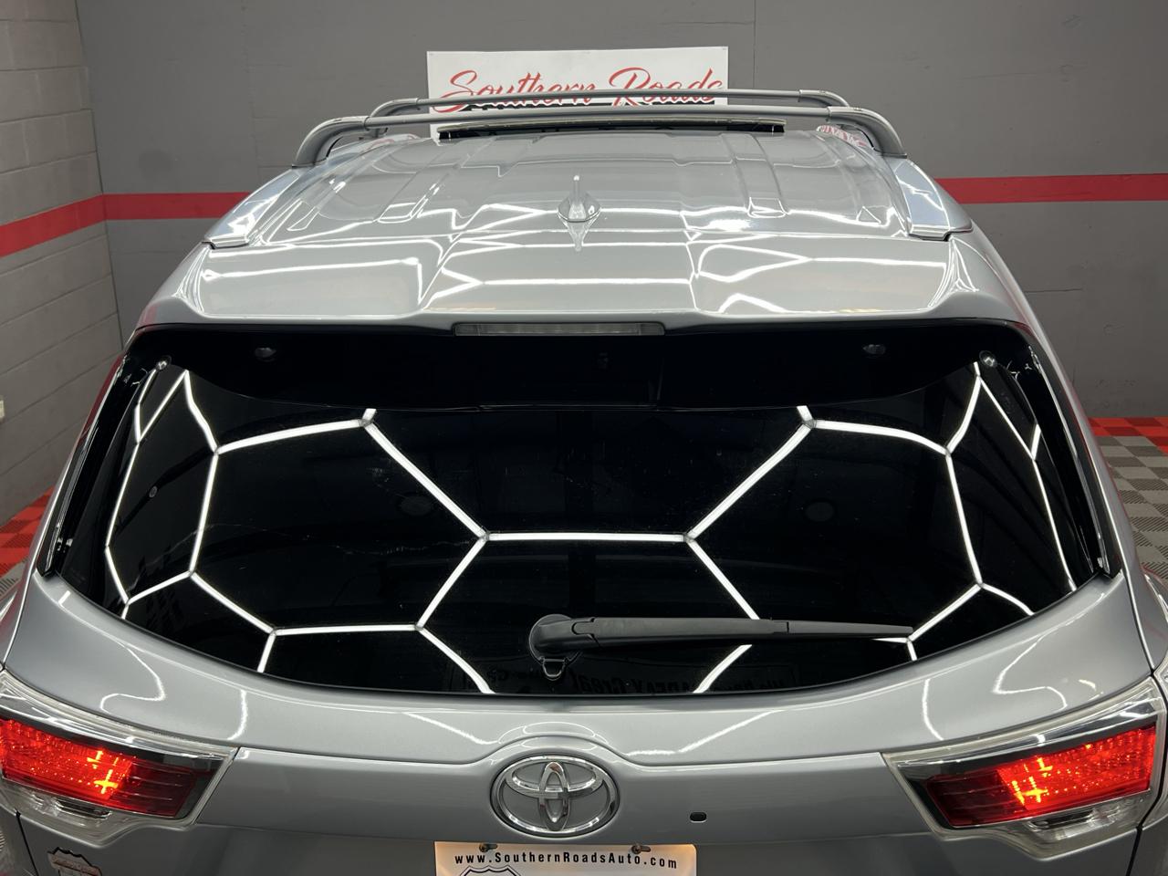 Toyota Highlander XLE FWD V6 2015