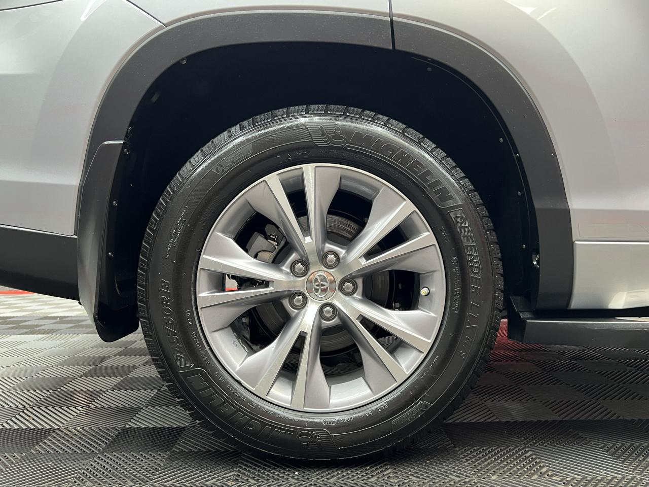 Toyota Highlander XLE FWD V6 2015