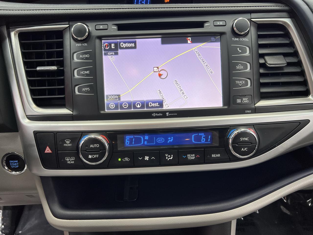 Toyota Highlander XLE FWD V6 2015