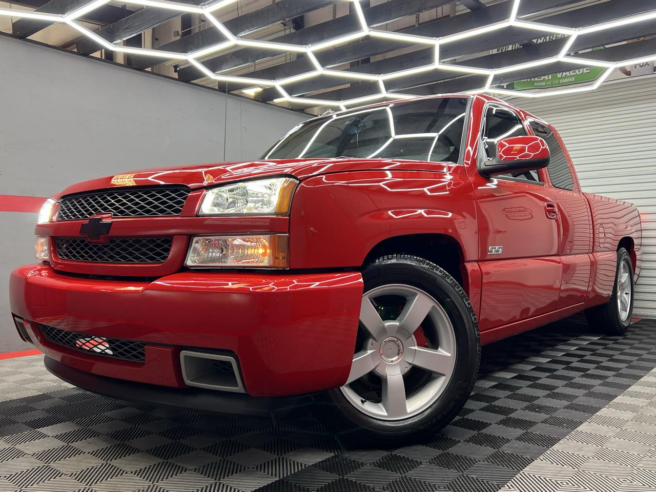 2003 Chevrolet Silverado 1500 SS Ext. Cab Short Bed AWD