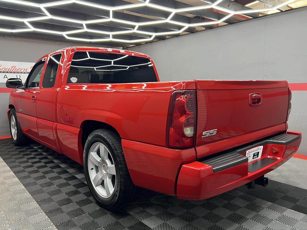 Chevrolet Silverado 1500 SS Ext. Cab Short Bed AWD 2003