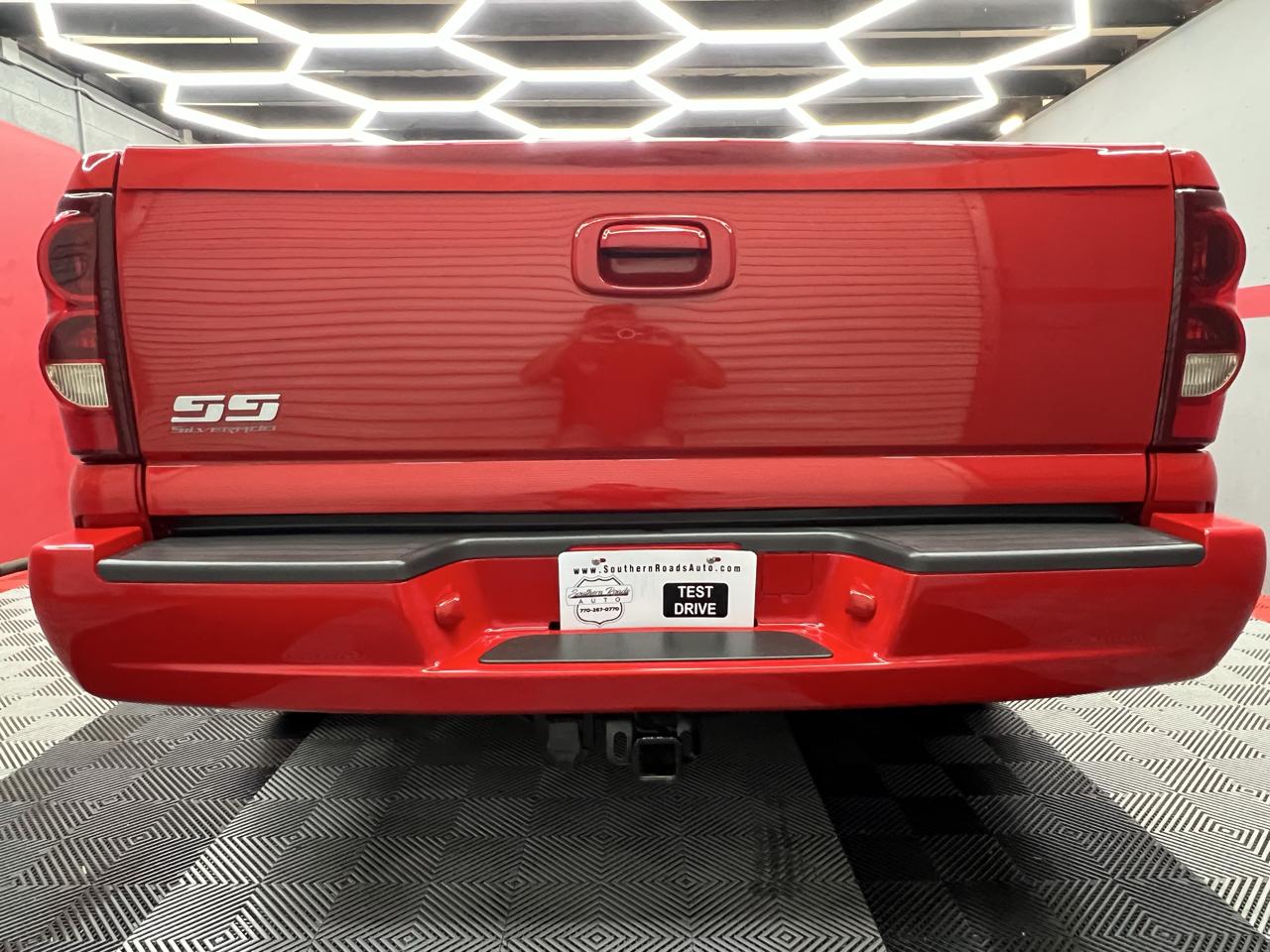 Chevrolet Silverado 1500 SS Ext. Cab Short Bed AWD 2003