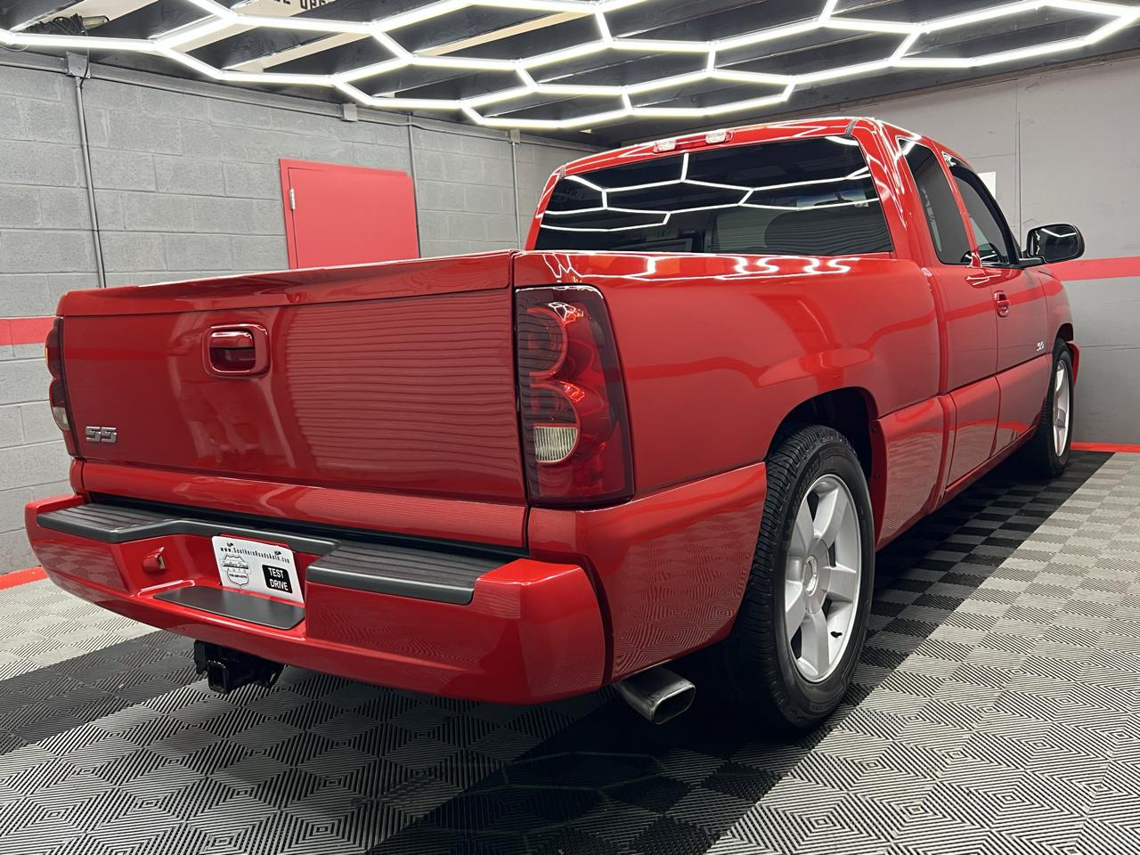 Chevrolet Silverado 1500 SS Ext. Cab Short Bed AWD 2003