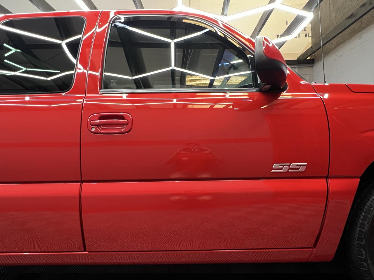 Chevrolet Silverado 1500 SS Ext. Cab Short Bed AWD 2003