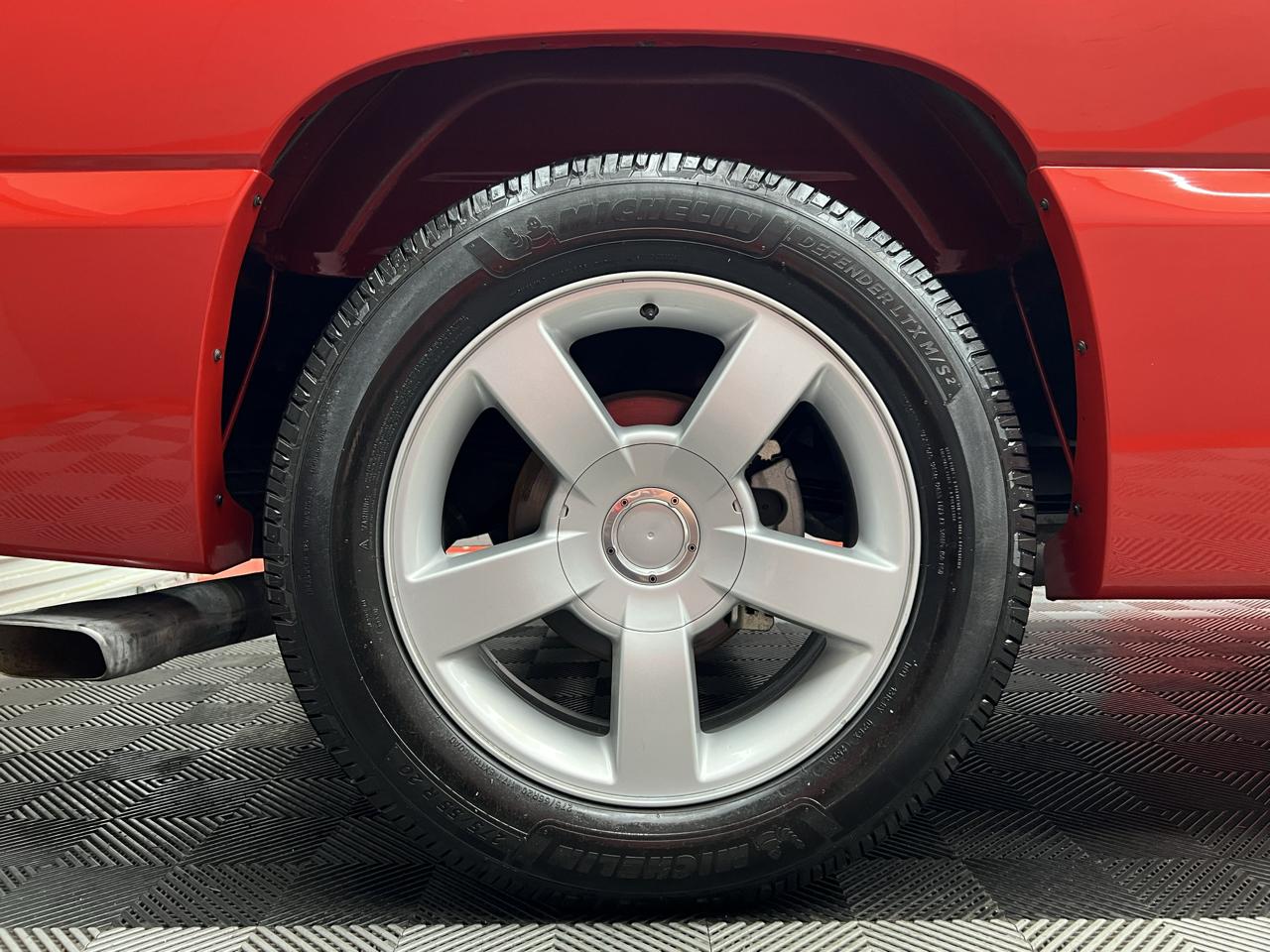 Chevrolet Silverado 1500 SS Ext. Cab Short Bed AWD 2003