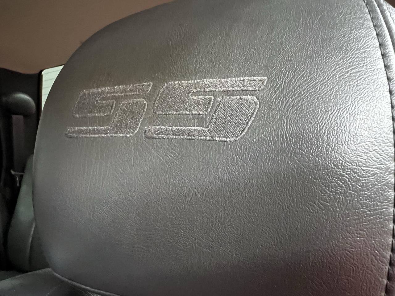 Chevrolet Silverado 1500 SS Ext. Cab Short Bed AWD 2003